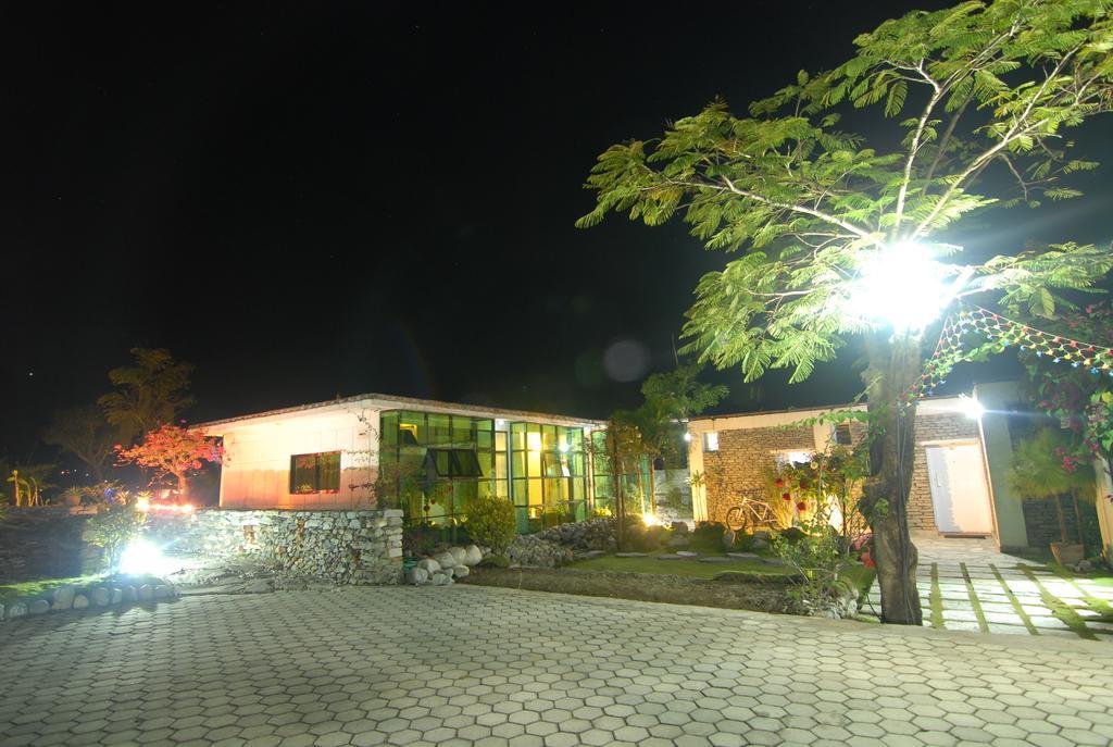 Gantavya Resort Покхара Екстер'єр фото