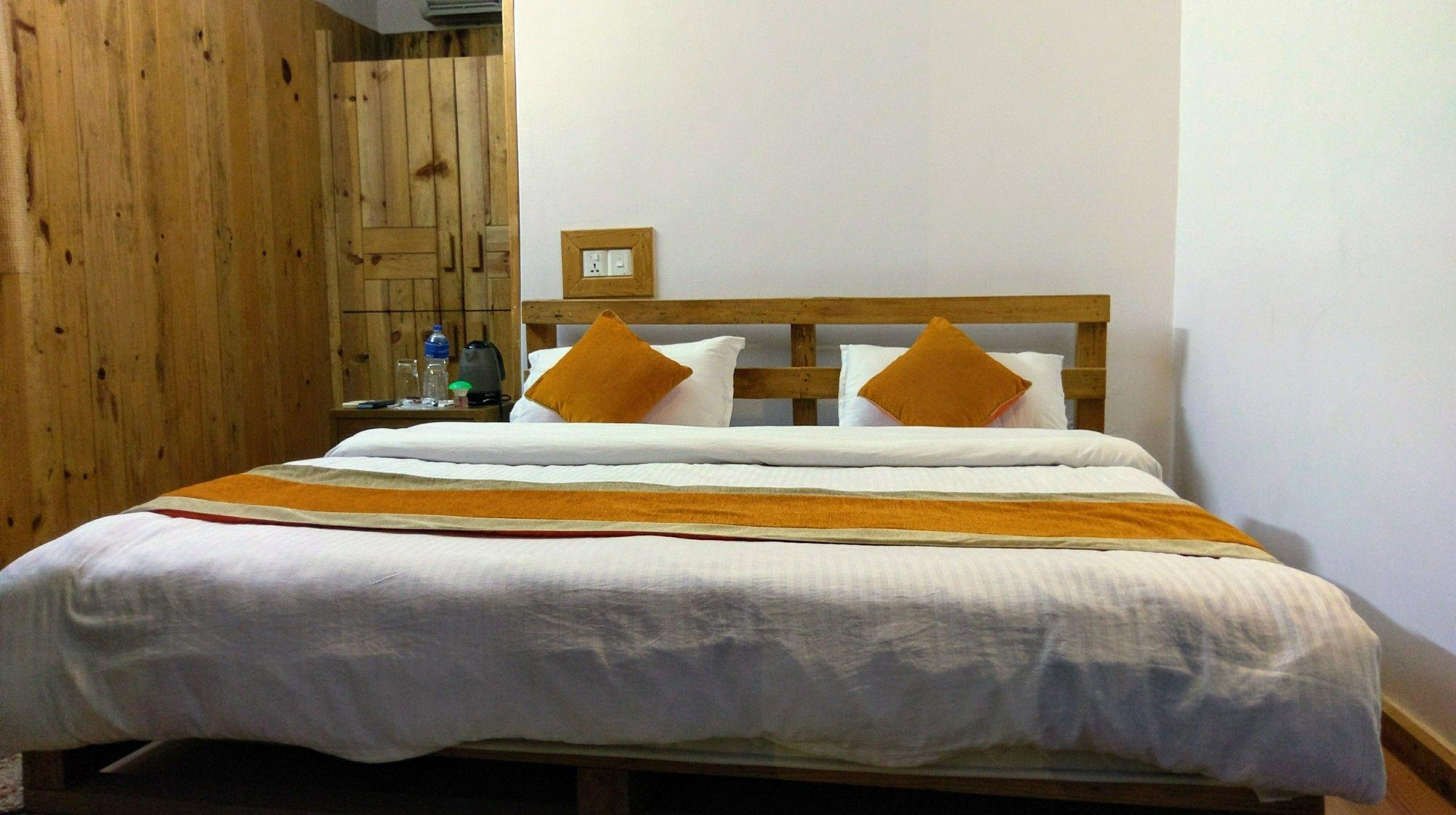 Gantavya Resort Покхара Екстер'єр фото
