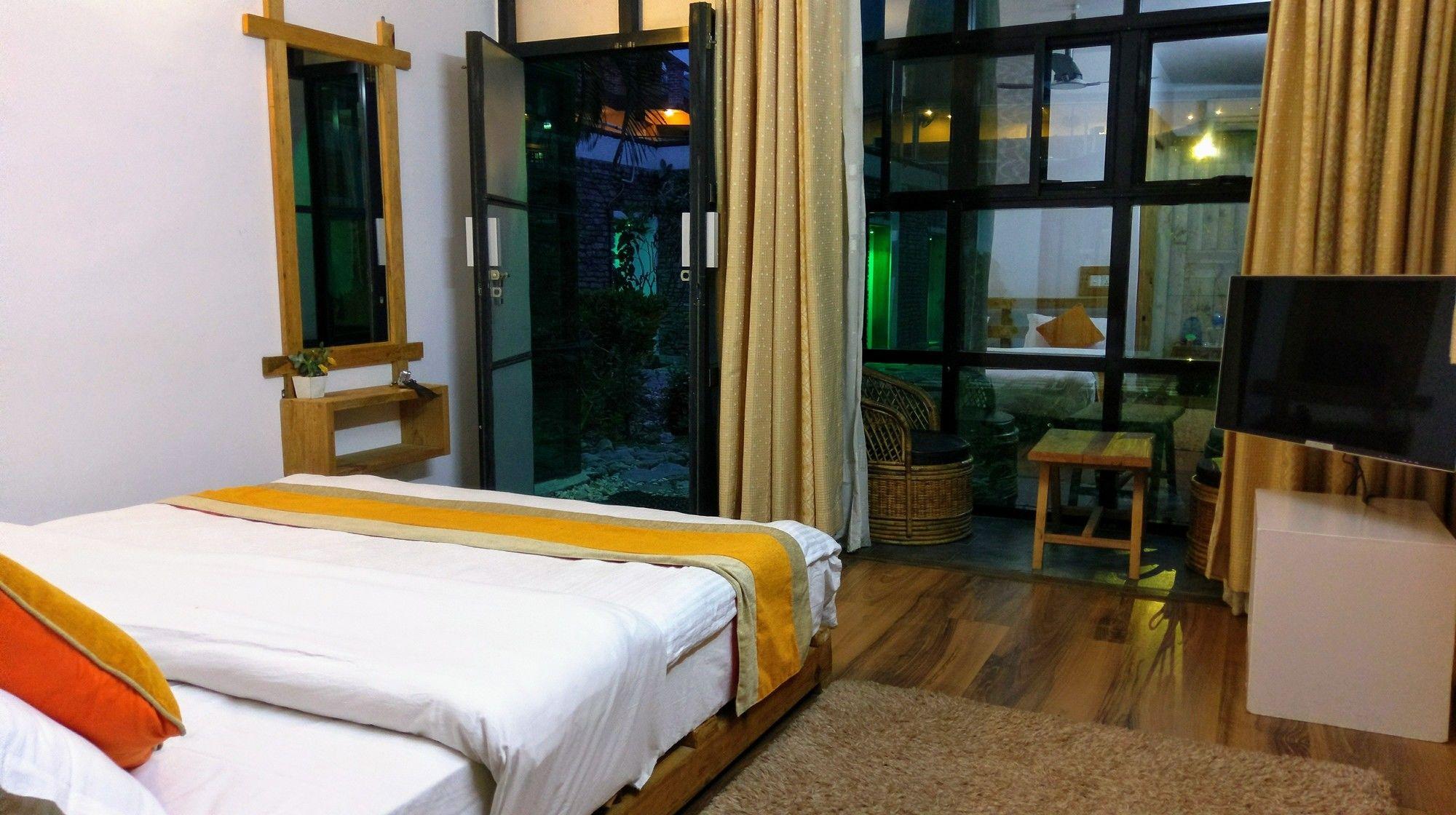 Gantavya Resort Покхара Екстер'єр фото